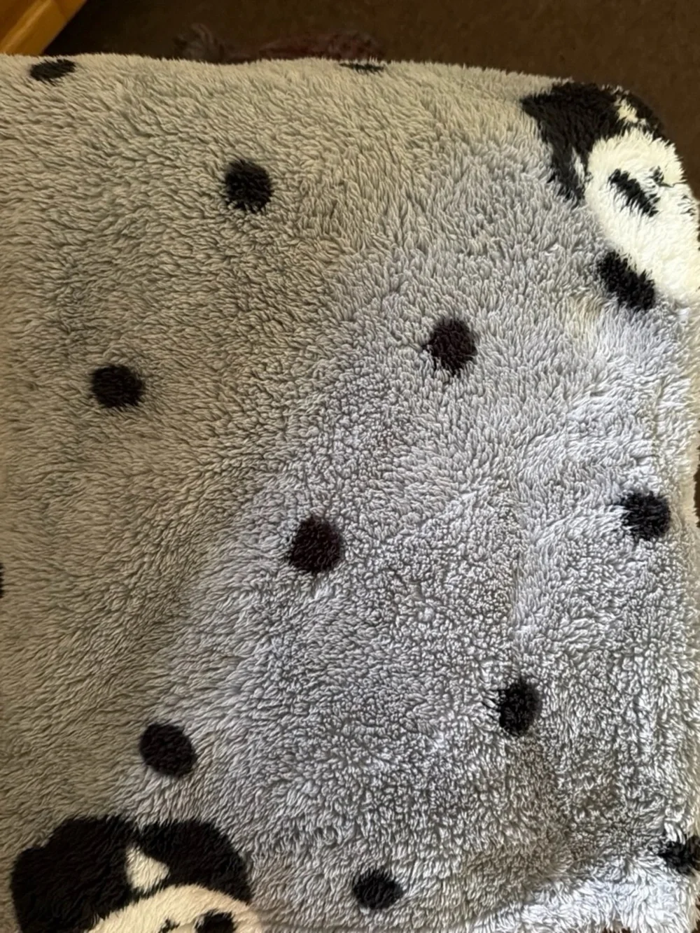 Soft Grey Plush Polka Dot Throw Blanket - Cozy Home Bedding